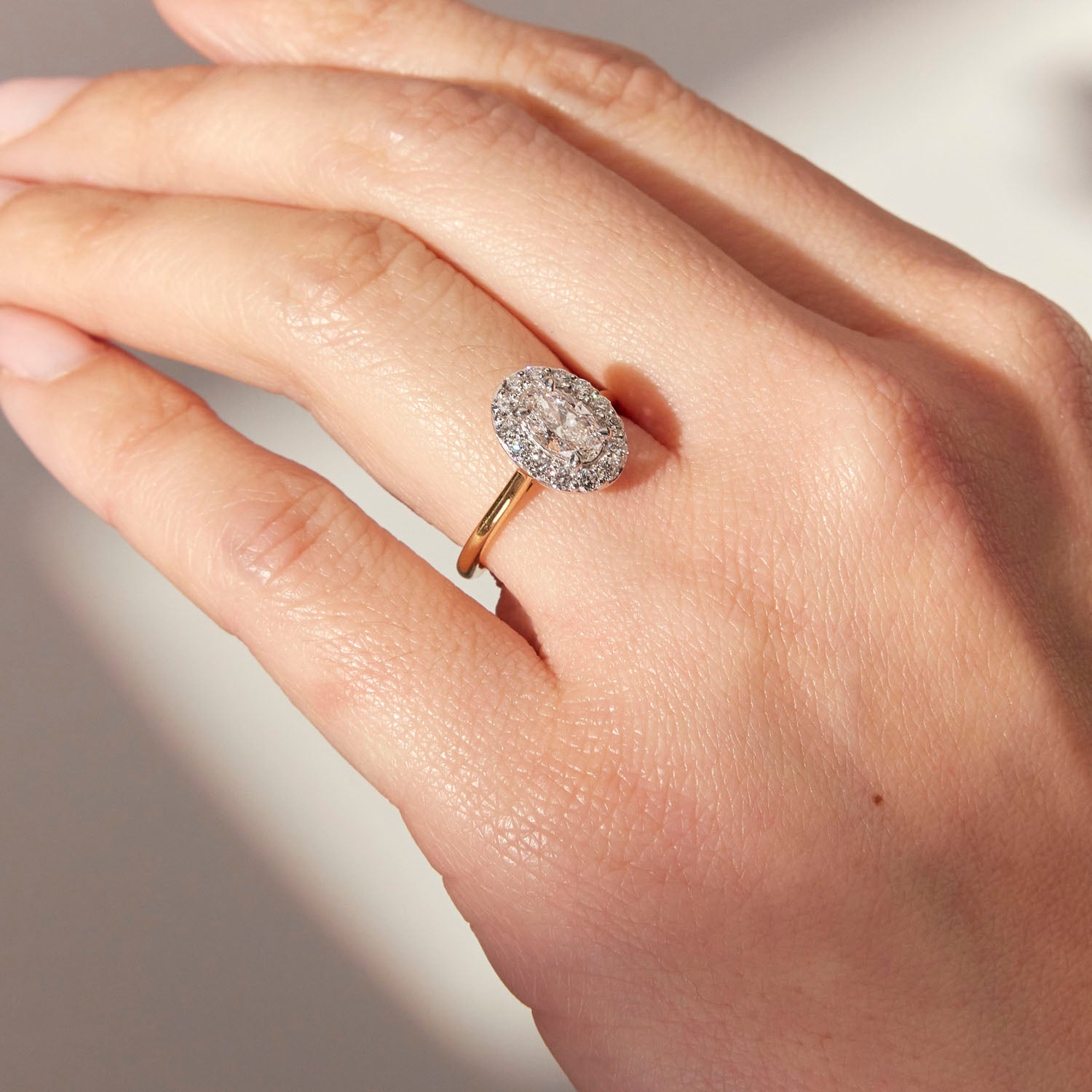 AMELIA ENGAGEMENT RING