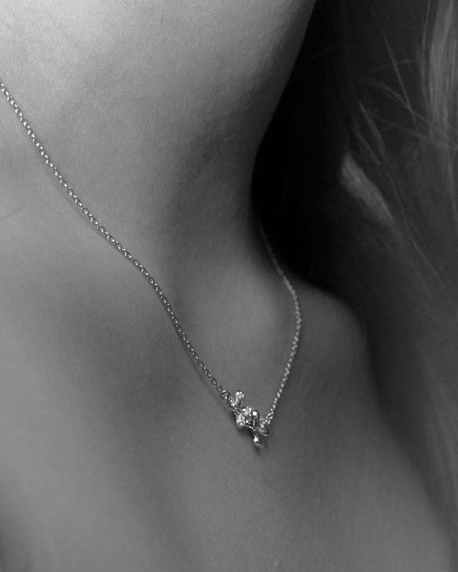 Wildflowers Diamond Necklace - White Gold