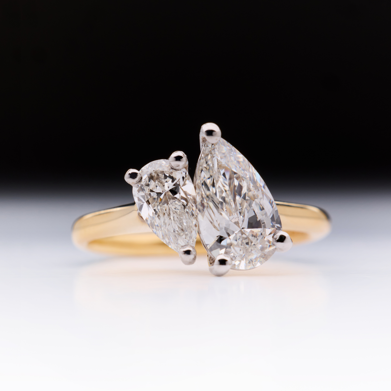 DUETTO PEAR DIAMOND ENGAGEMENT RING