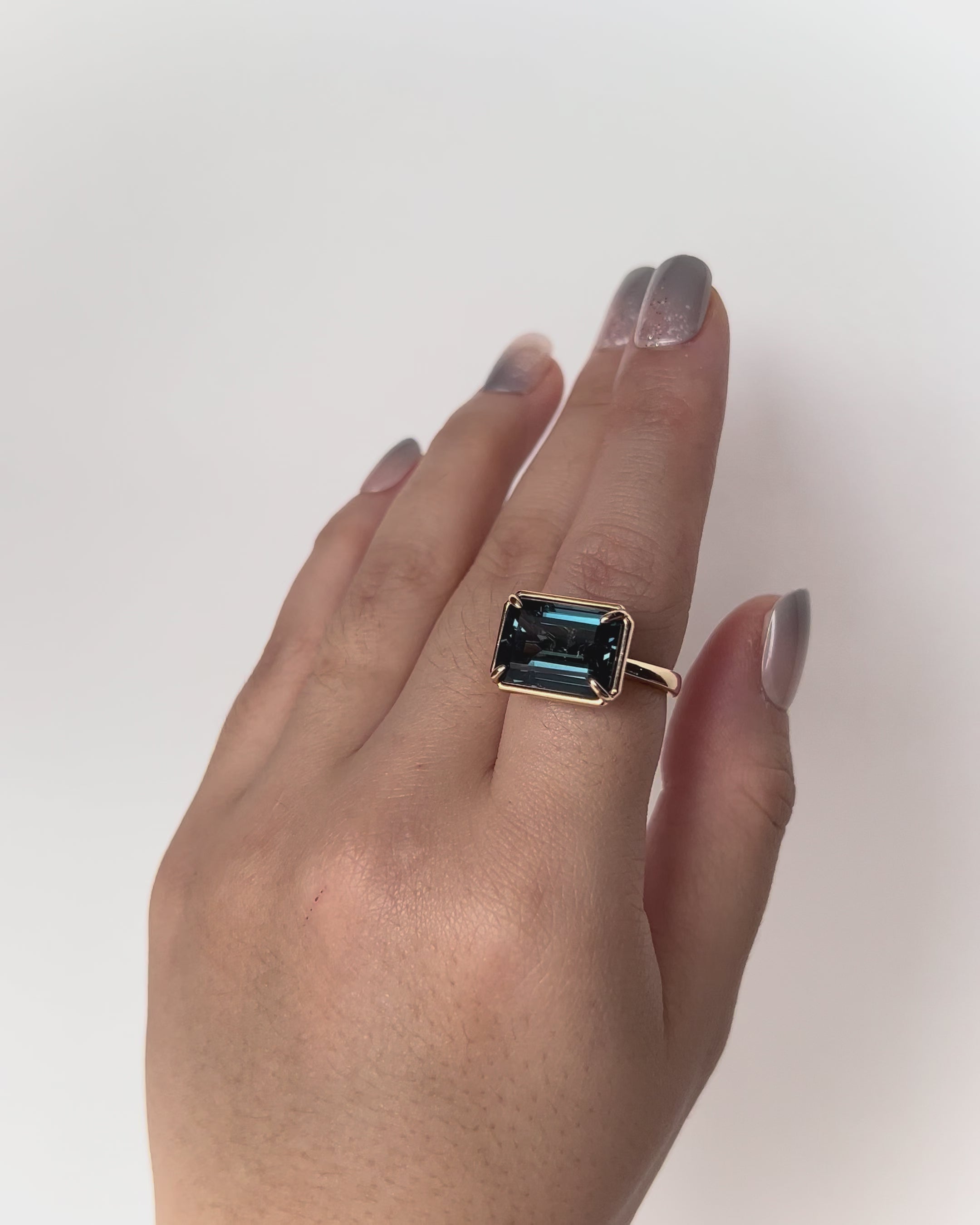 14ct London blue topaz bold statement ring in 9k yellow gold, horizontal Horizon design.